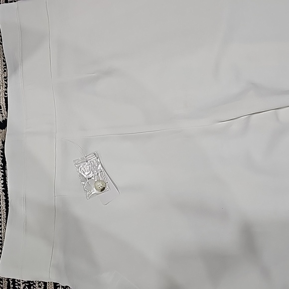 Penningtons - Picture 4 of 5